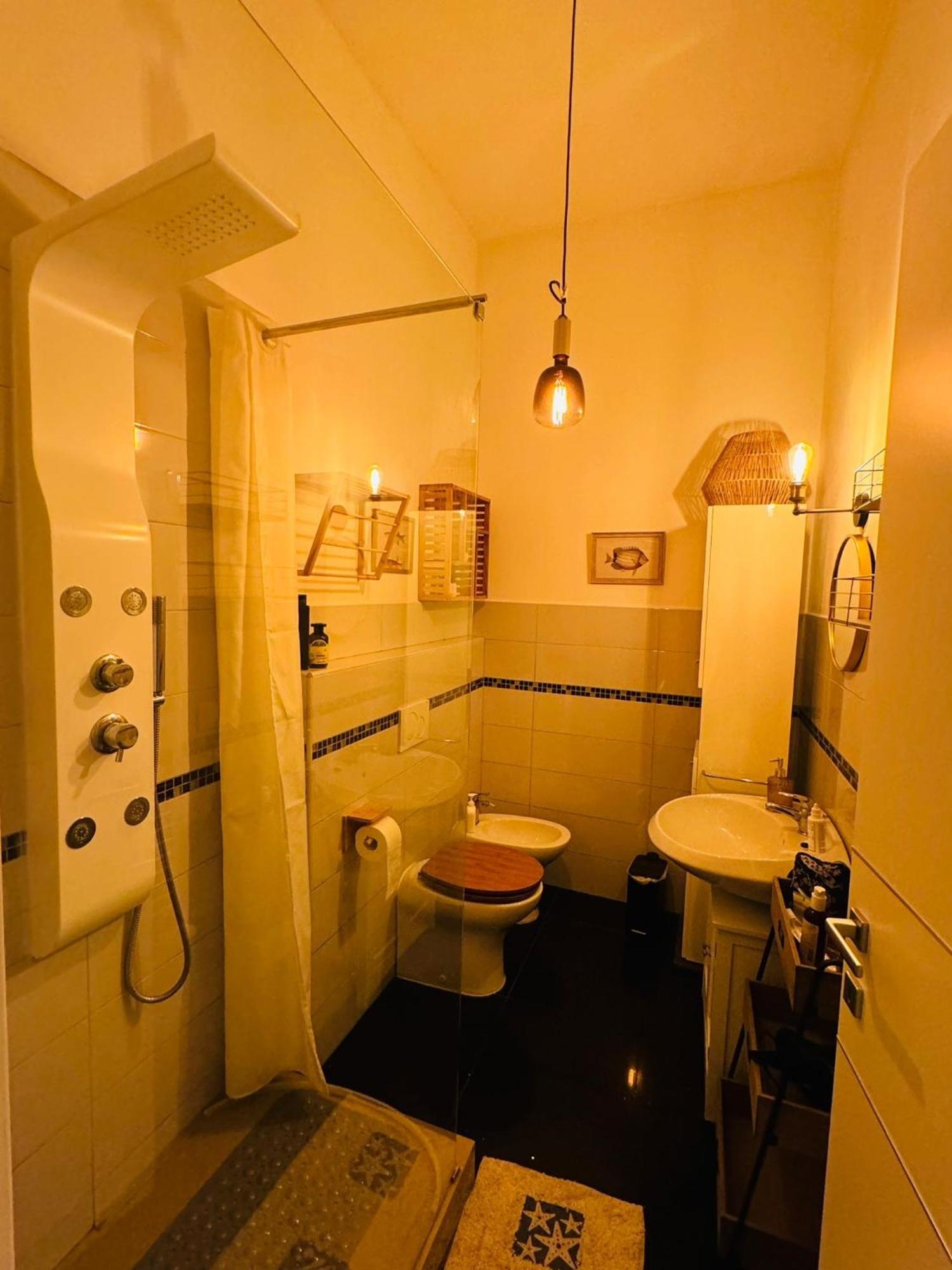 H33 Boutique Apartment In Livorno Centro Kültér fotó